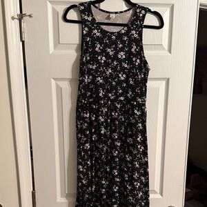 Old Navy Black and White Floral Fit & Flare dress
